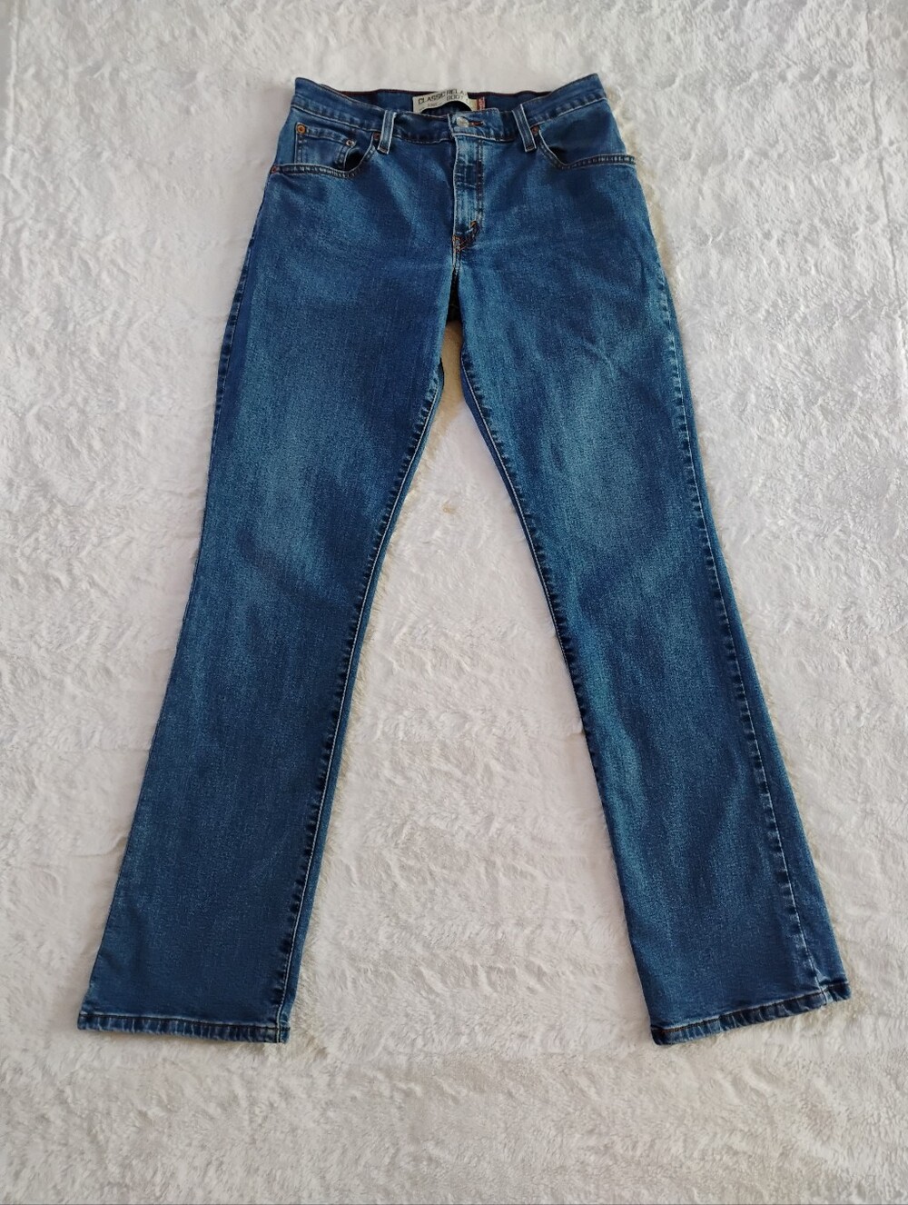 Levi's 550 Classic Relaxed Boot Cut 10 Long Jeans